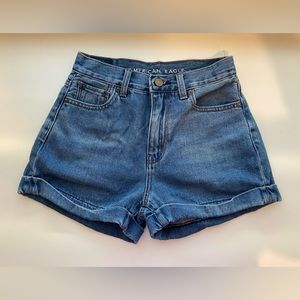 American Eagle Women’s Mom Jean Shorts size 0